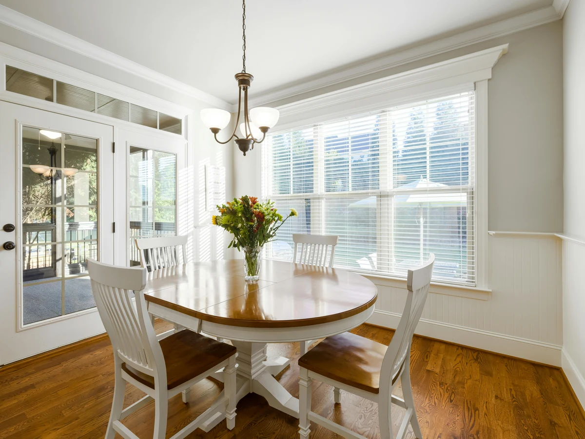 Bright dining room painted by Altrincham Decorators