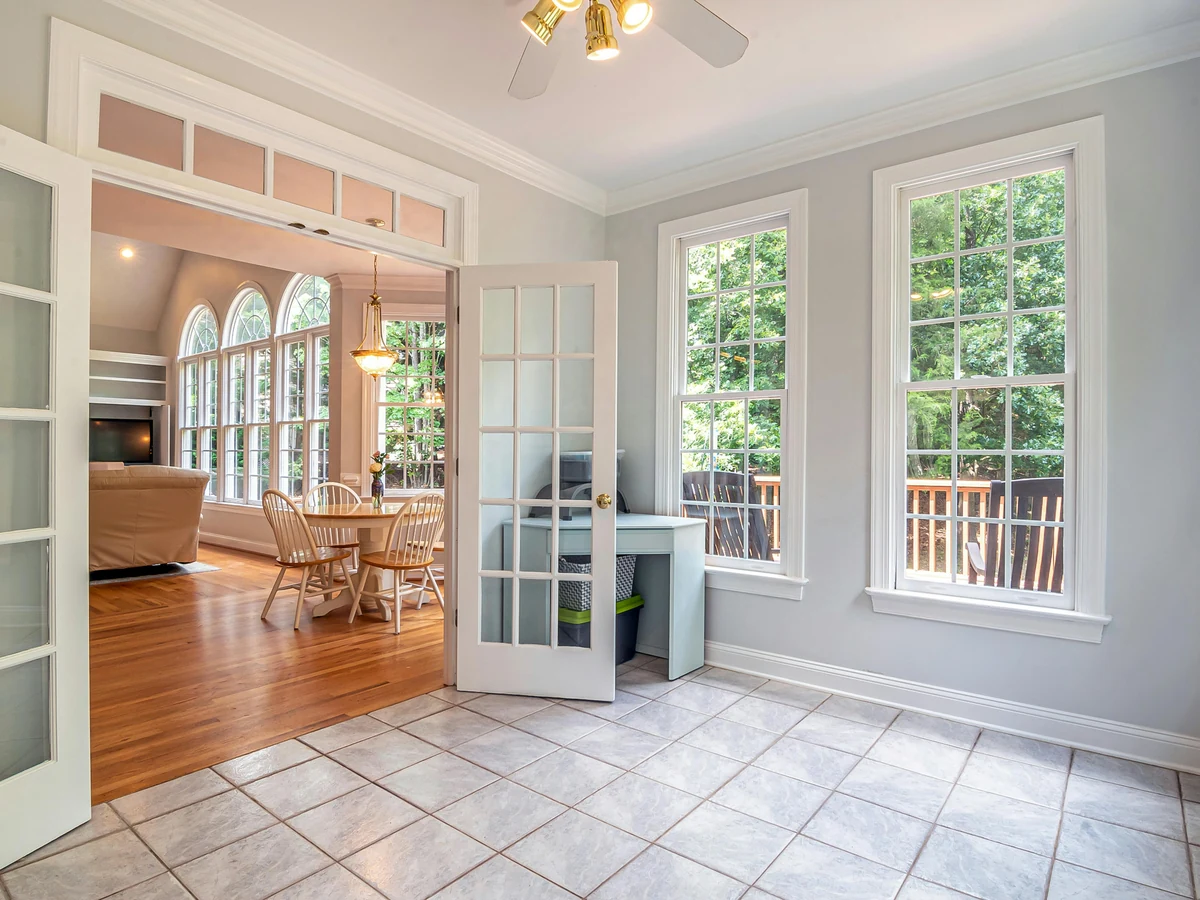 interior-painting-light-open-plan-altrincham-decorators Interior painting in Altrincham - light open plan living space freshly painted by Altrincham Decorators