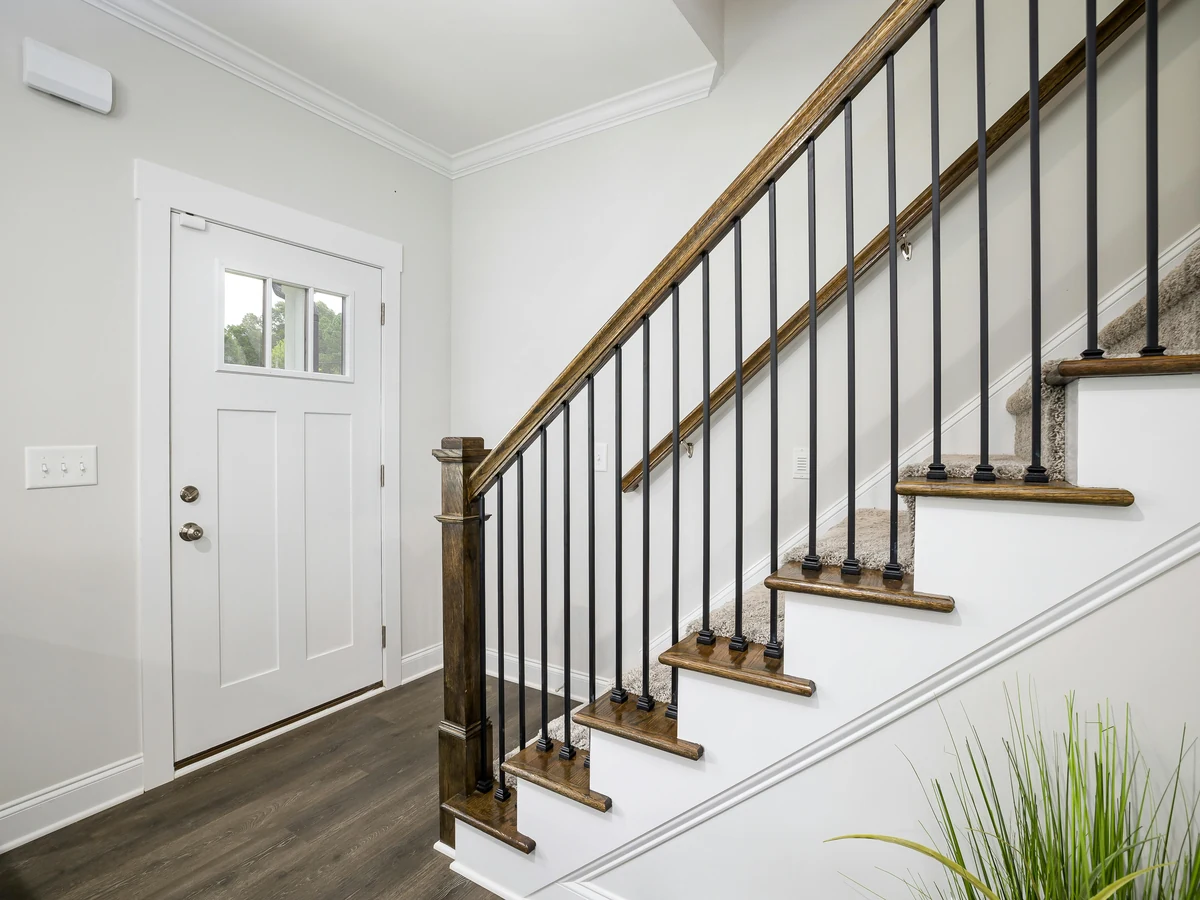 staircase-painting-staircase-black-metal-altrincham-decorators Staircase painting in Chorlton Victorian terrace by Altrincham Decorators